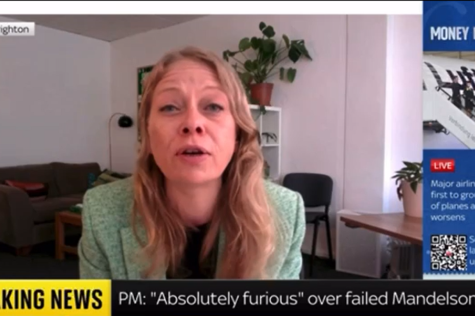 Image is of sian being interview on Sky News. She is wearing a teal blazer. A live headline on screen reads: breaking news PM absolutely furious over failed mandelson vetting